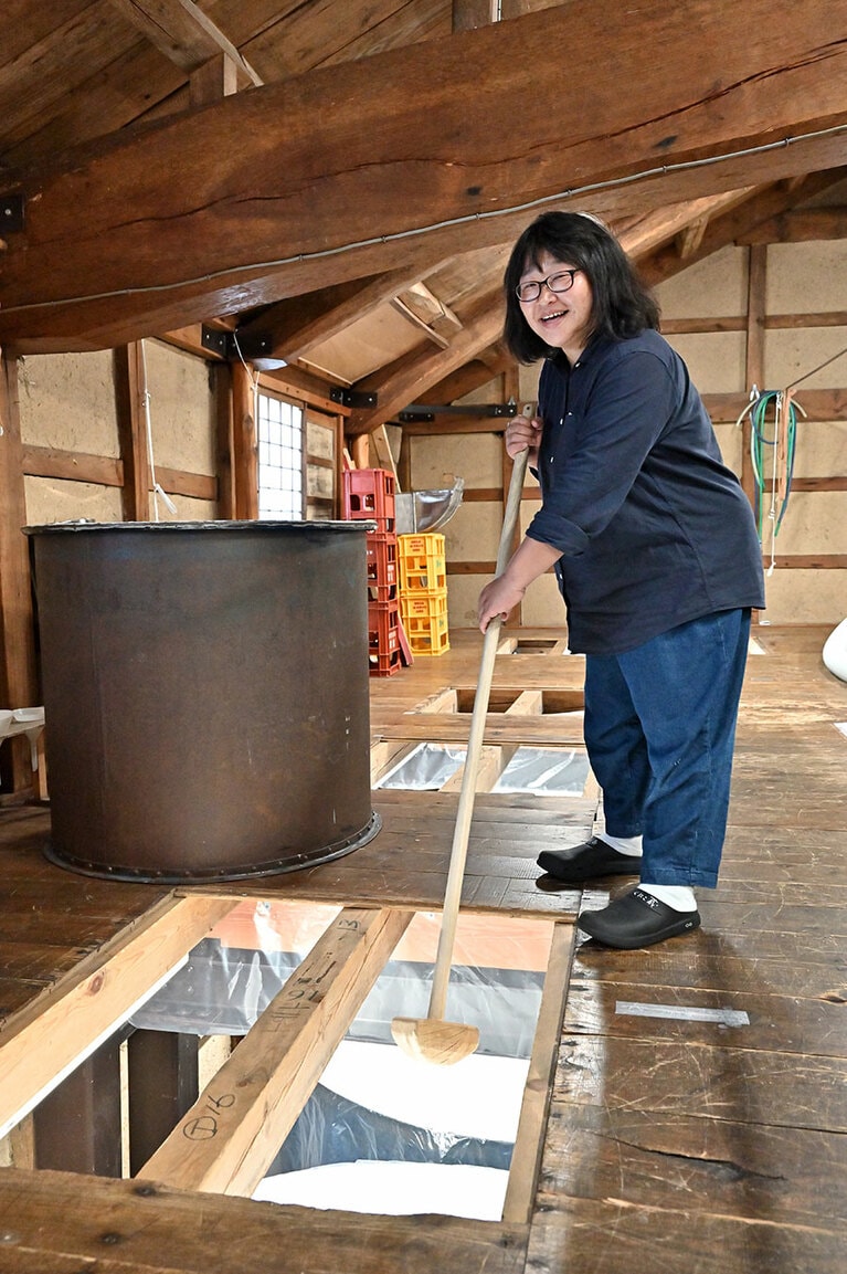 「向井酒造」の杜氏、向井久仁子さん
