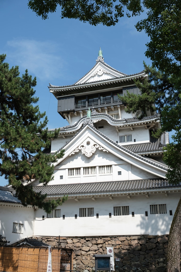 綺麗にリノベされた小倉城。