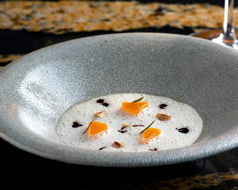 「フォアグラのガナッシュ 温州みかん ヘーゼルナッツ エストラゴン」。