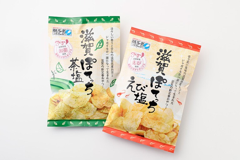 【滋賀県】いのうえの「滋賀ぽてっち」各350円(100g)。左から：茶塩、えび塩。
