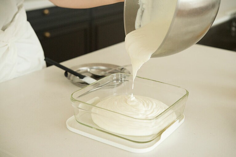 バットなどの容器で固めてもOK。