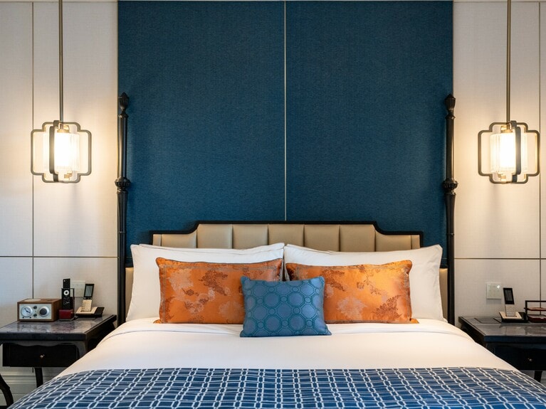 安眠へと導いてくれるベッド。