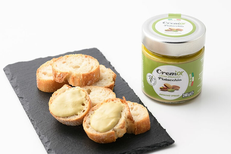 ポリコム ピスタチオスプレッド 899円(240g)。※一部店舗在庫がない場合あり／成城石井