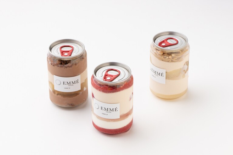 【EMME】EMME監修のケーキ缶 小サイズ250ml 3缶入　3,000円。