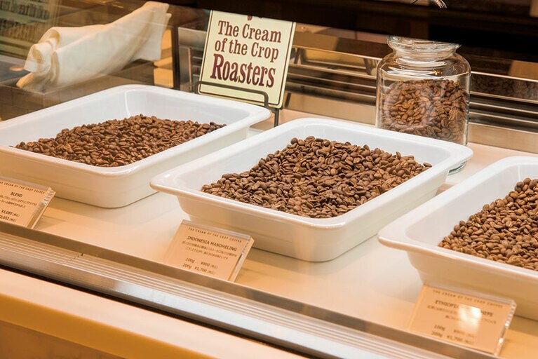 自家焙煎したコーヒー豆を使用。