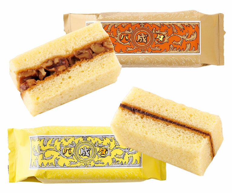 上：ローストしたくるみとキャラメルクリームをスポンジでサンド。「マルセイバターケーキ（くるみ）」5個入 780円、下：バターを贅沢に使用したスポンジとチョコガナッシュの組み合せ。「マルセイバターケーキ」4個入 580円／六花亭