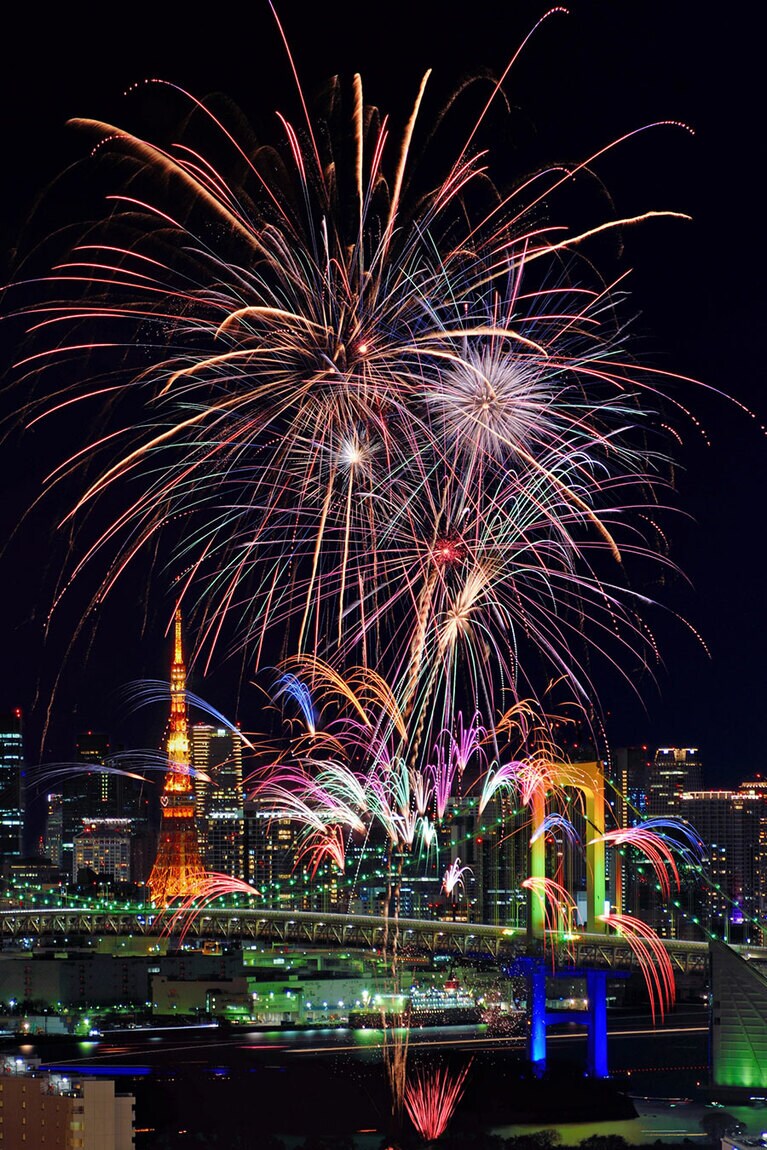 お台場レインボー花火。