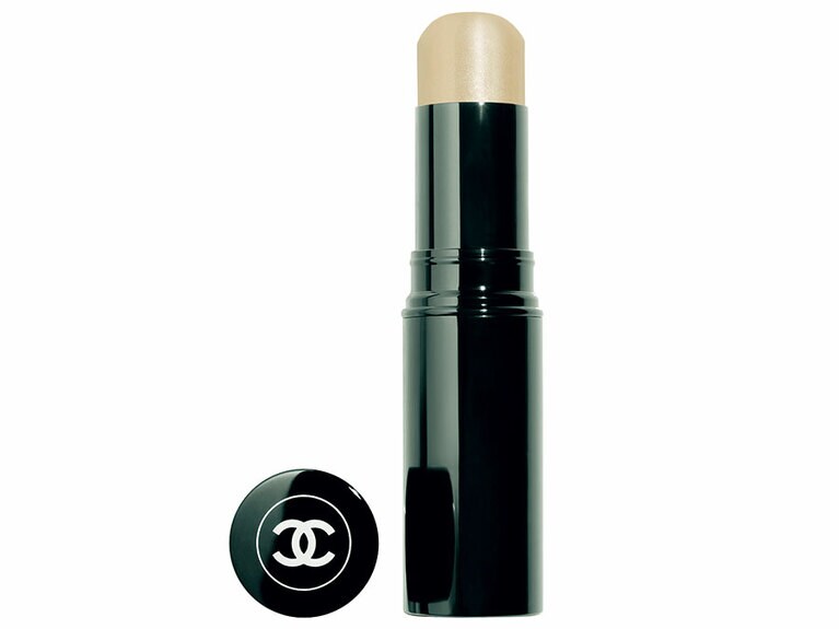 ボーム エサンシエル フェイスカラー スカルプティング 5,500円／シャネル ©CHANEL