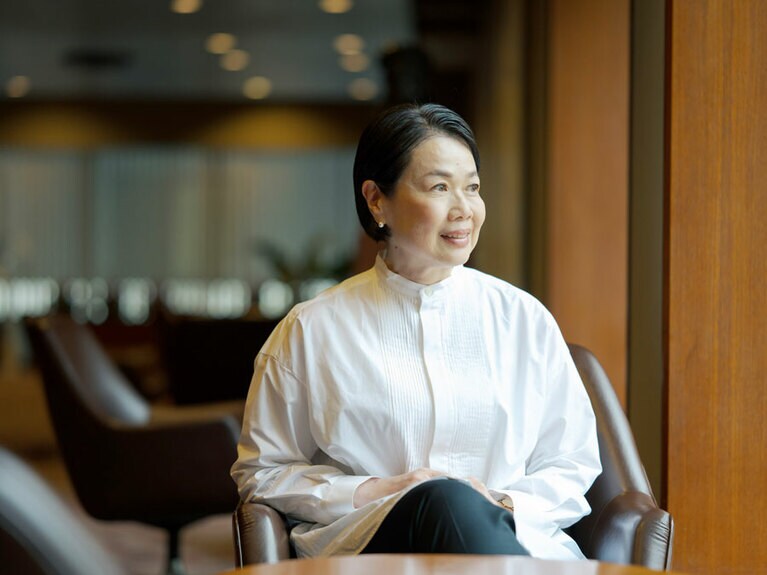 レシピ制作のほか料理コンテストの審査員や、地域活性プロダクツのプロデュースなど活動の幅は広い。