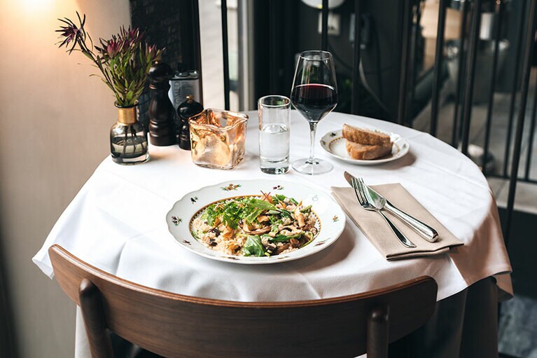 ノビスホテルの「ビーノ」で提供される食事