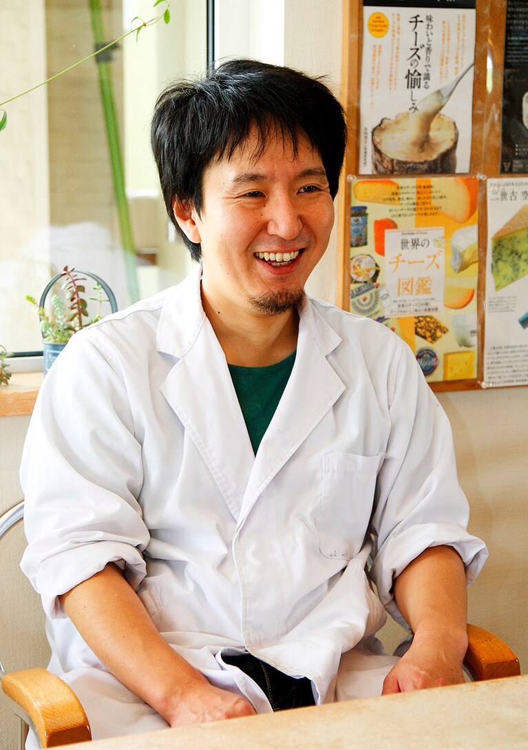 「ニセコチーズ工房」(北海道) 2代目オーナー・近藤裕志さん。