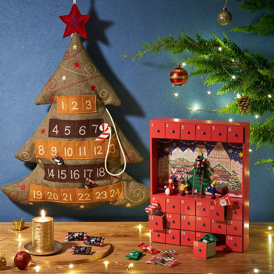 左から：「オリジナル クリスマスカウントダウンカレンダー ツリー」1,782円。 「オリジナル クリスマスウッドボックスカレンダー2019」3,498円。