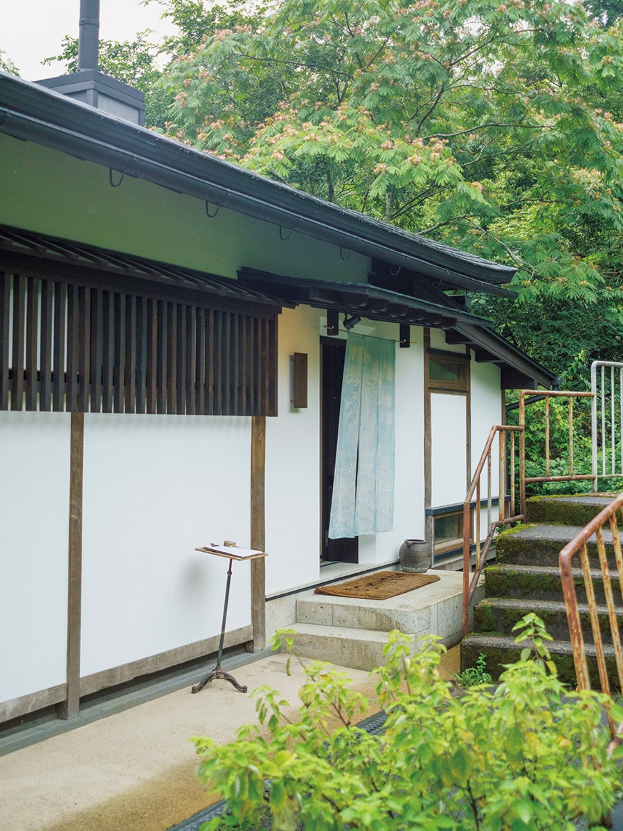 「somushi ohara」もとお土産店だった建物をフルリノベーション。