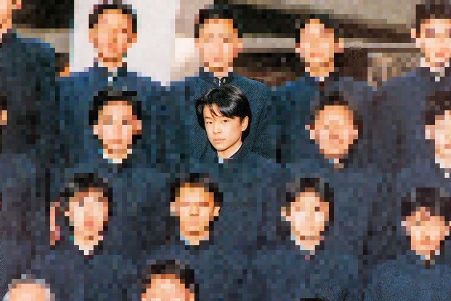 さらさらヘアーの中学時代のクラスでの集合写真。