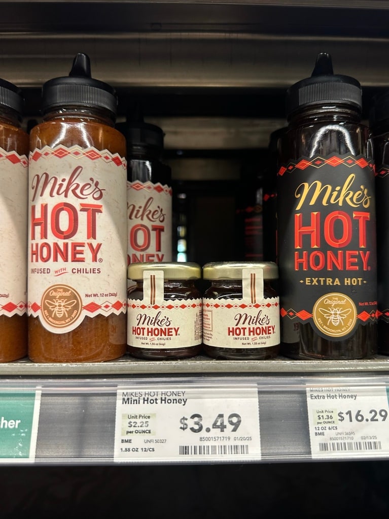 さらに辛い「エクストラホット」もあり。