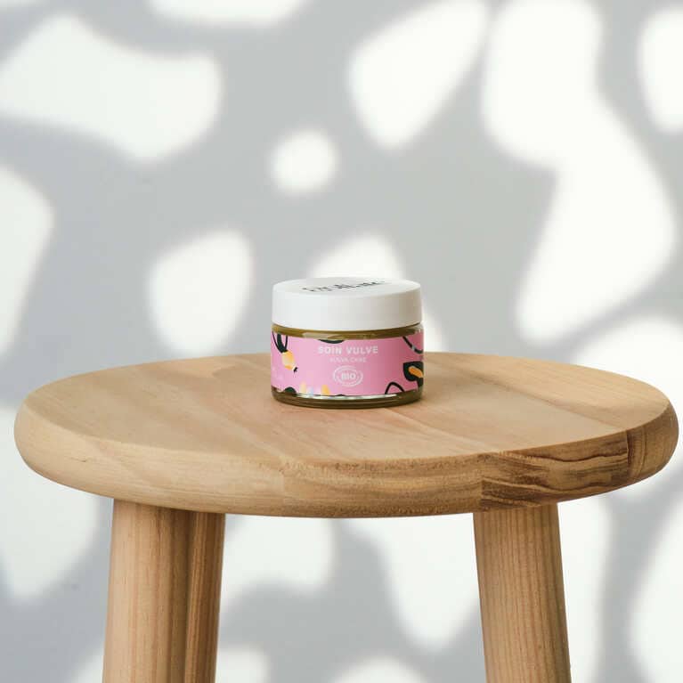 ヴァルヴァケア・バーム 15mL 4,620円（ラブピースクラブ）／goliate