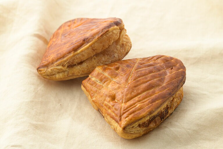 ショソン オ ポム 各280円。