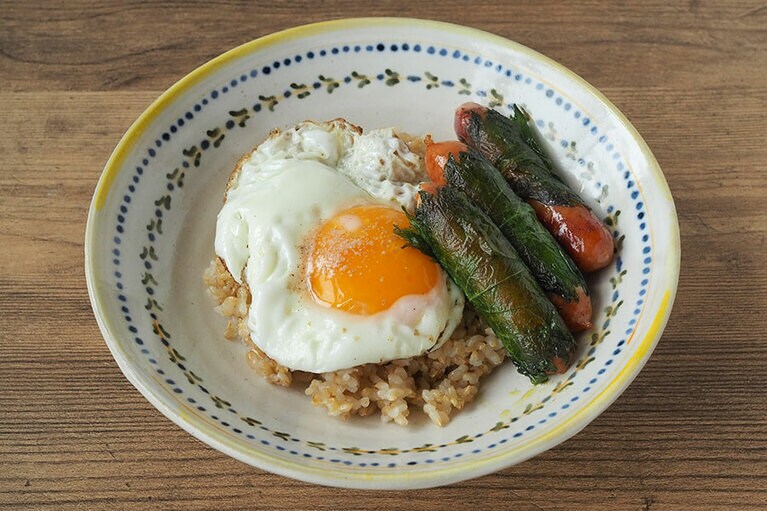 大葉ソーセージのっけ丼。