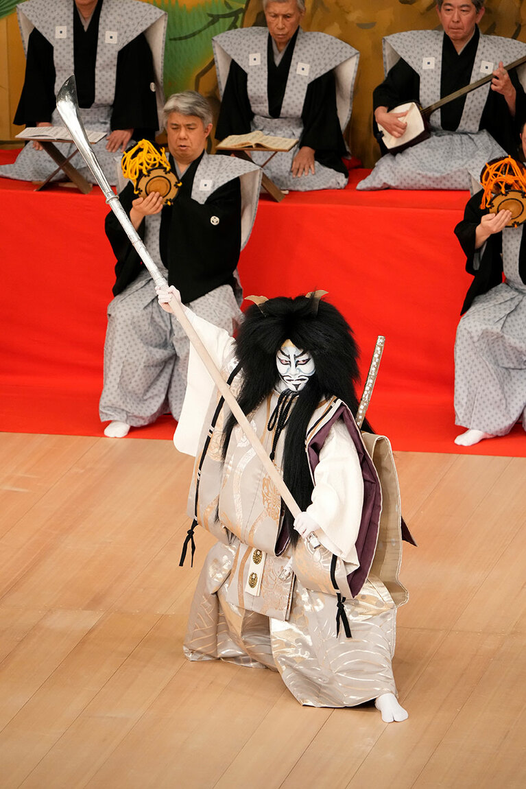 『船弁慶』平知盛の霊=中村鷹之資(©松竹)