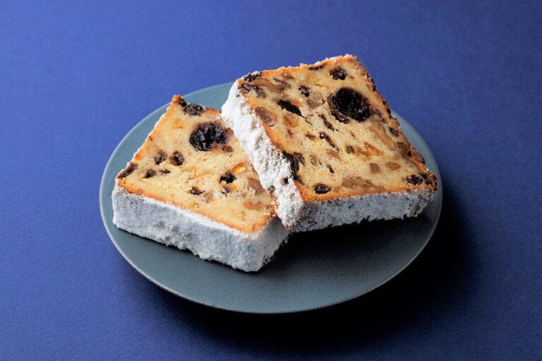 ザ・キャピトルホテル 東急「シュトーレン」（17cm×8cm／4,752円）。