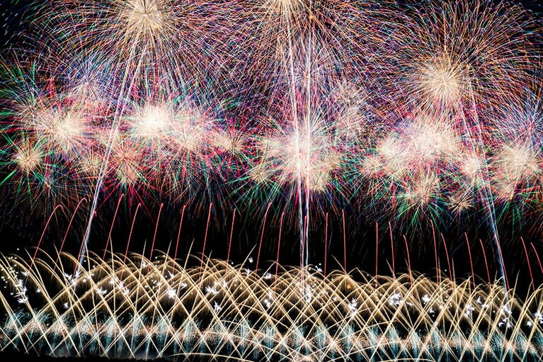 【山形県】赤川花火記念大会。