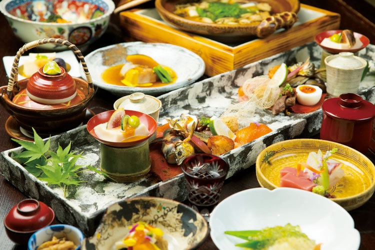 【旅籠 かやうさぎ】