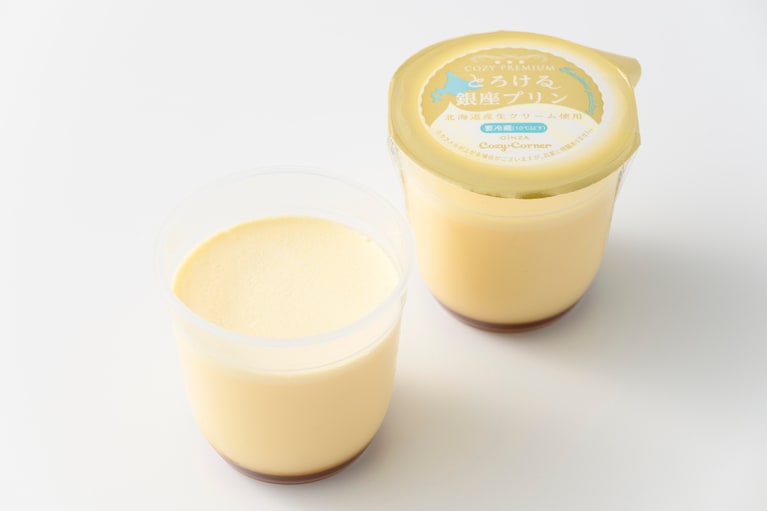 コージープレミアム とろける銀座プリン 各302円。