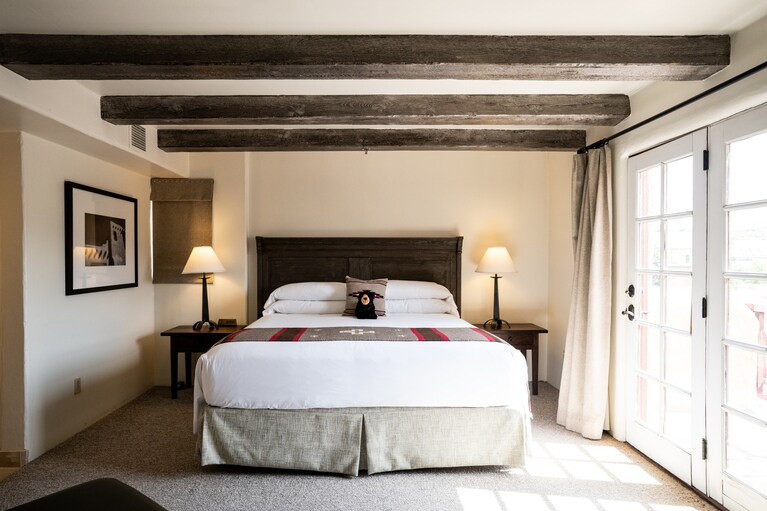 「ペントハウス・スイート」のベッドルーム。