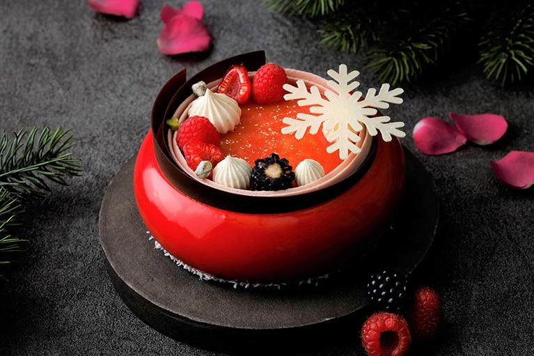 ザ・キャピトルホテル 東急「ルージュノエル」（限定100個 14cm／6,480円）。