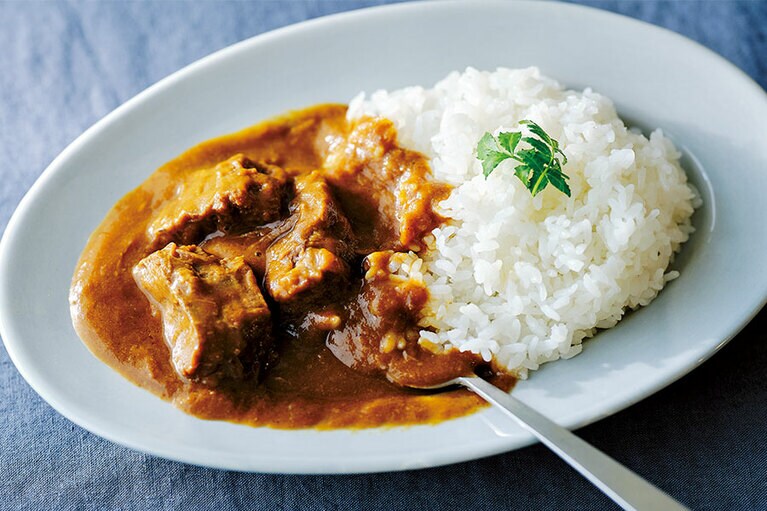 晴山 山椒カレー 2袋箱入り〈250g×2袋〉4,000円。