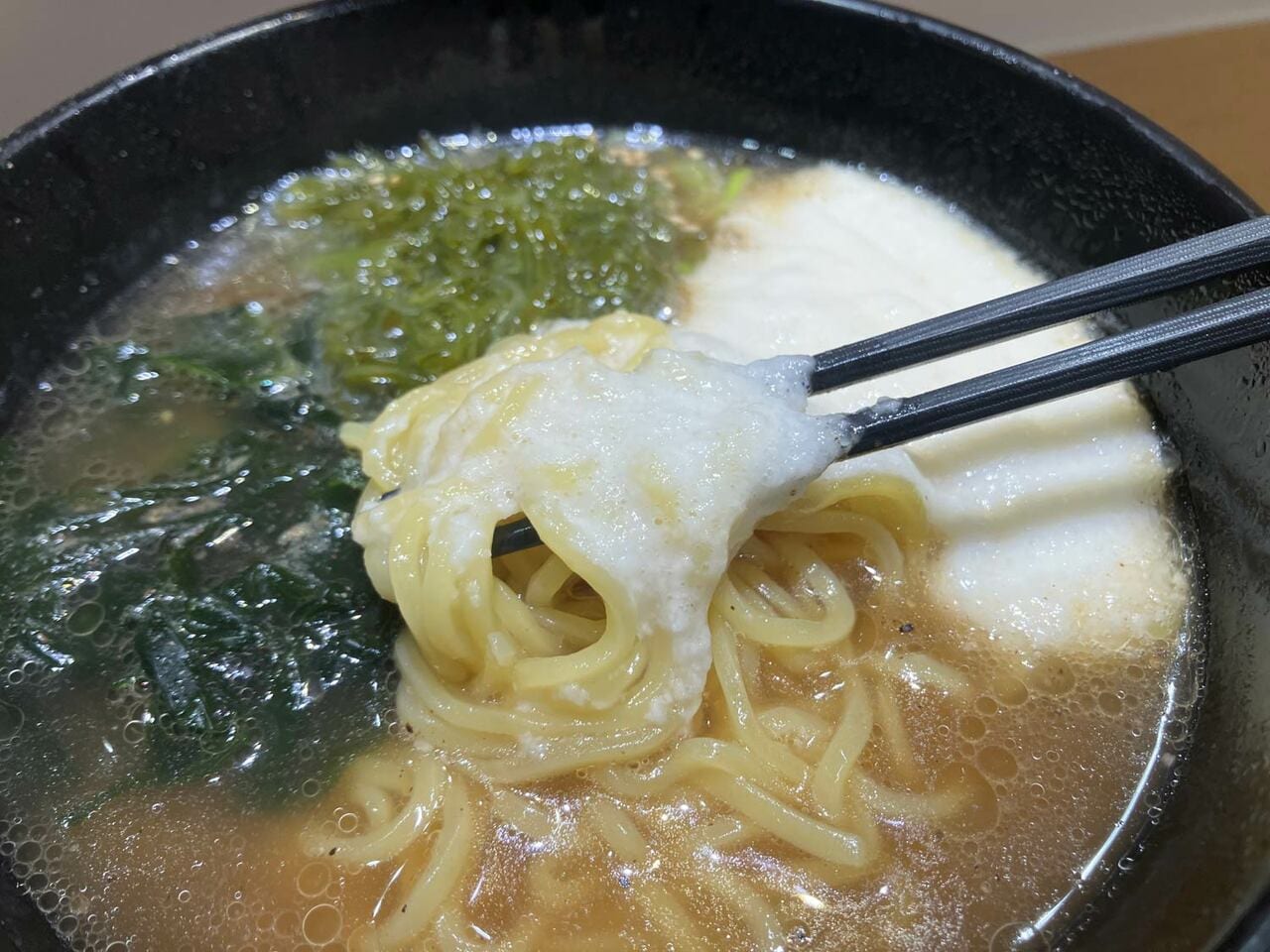 「とろろ」と「めかぶ」のトロトロ感がたまらない