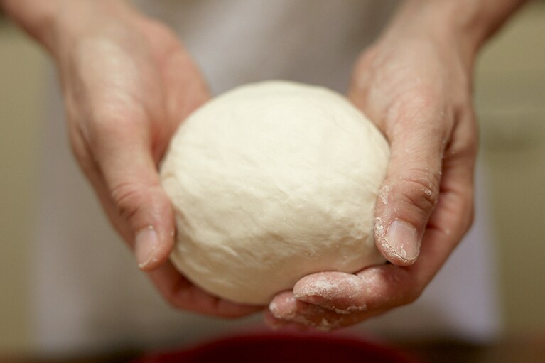 ツヤッとした生地になったら完成。