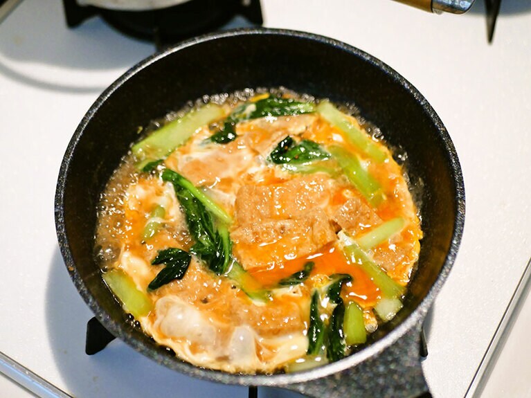 溶き卵を加える。