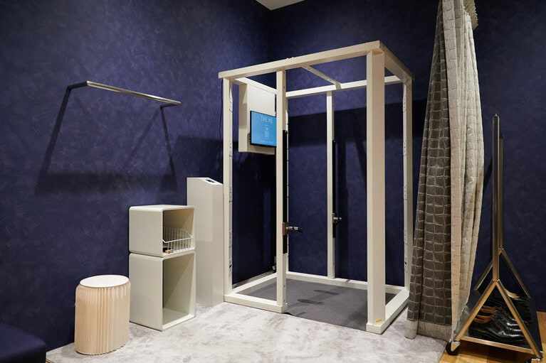 「3Dボディスキャナ」。計測データはオンライン上のマイページからいつでも確認可能。他の通販サイトで服を購入する時にも活用できる。