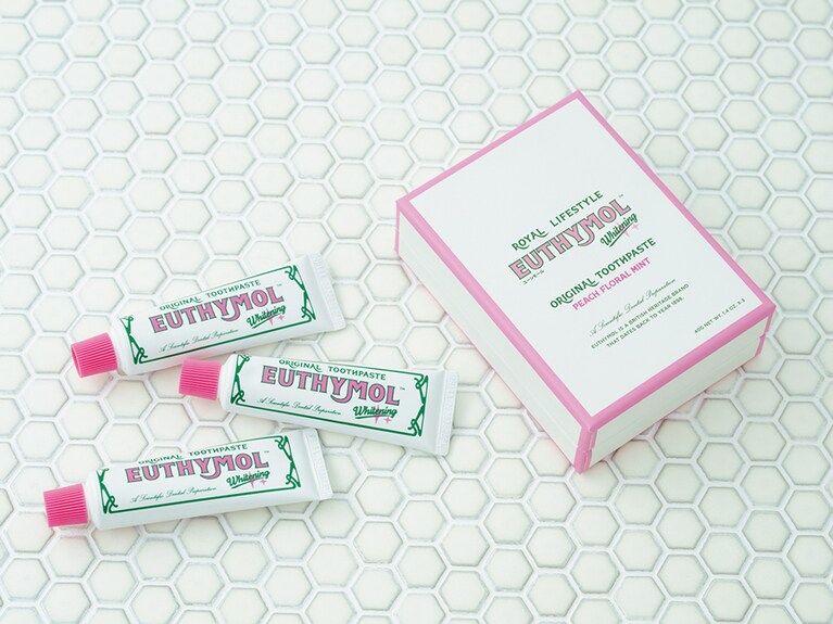 ユーシモール WP歯みがき 40g×3セット 1,859円/銀座ステファニー化粧品