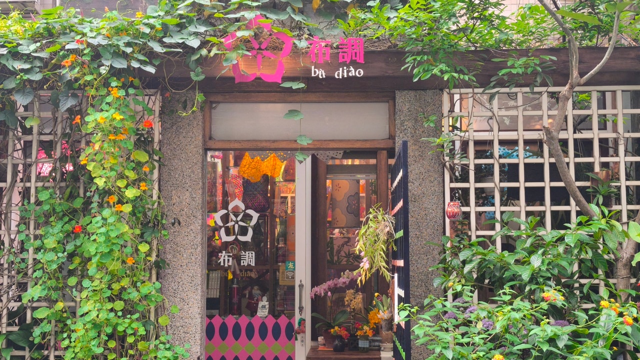 「台湾花布」のコレクターである陳宗萍さんが経営する店。