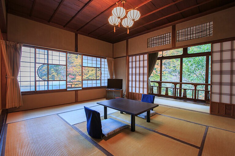 福住楼［神奈川／箱根 塔ノ沢温泉］桜五の客室。