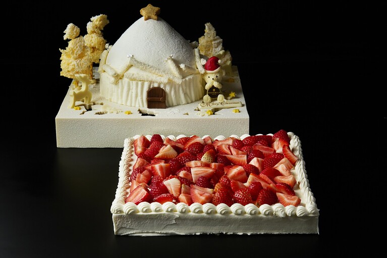 土台にはショートケーキがかくれています。