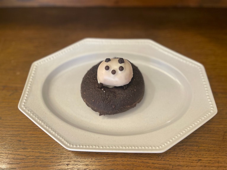 「パンダドーナツショコラ」1個 529円／ドーナツもり（エキュート上野店限定）