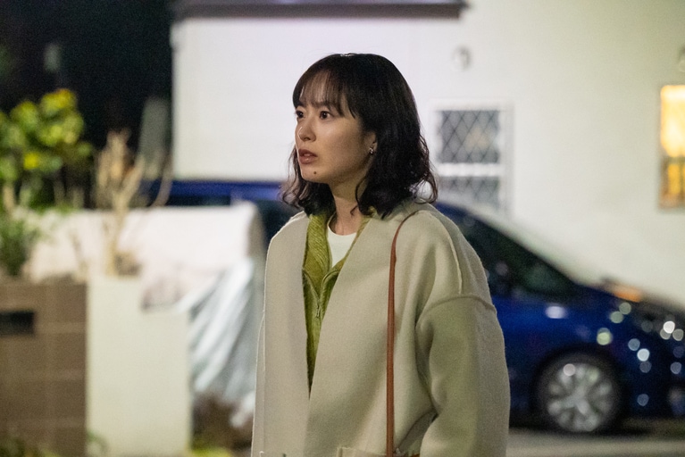 IMP.鈴木大河の“推し肌ケア”は朝晩のミルククレンジング。内側から溢れる美しさの秘訣は日々のメンテナンス。©「三人夫婦」製作委員会