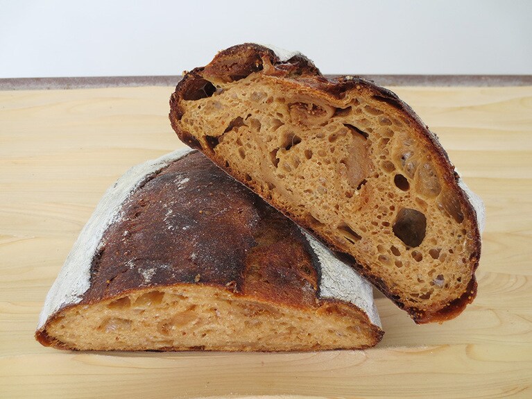 「無花果」の断面。