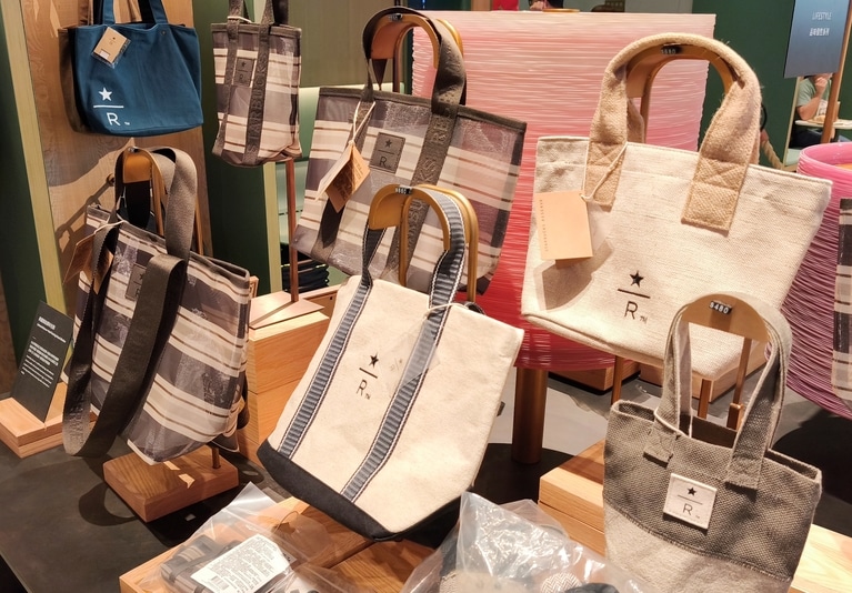 商品の数が多いので、じっくり選びたいところです。