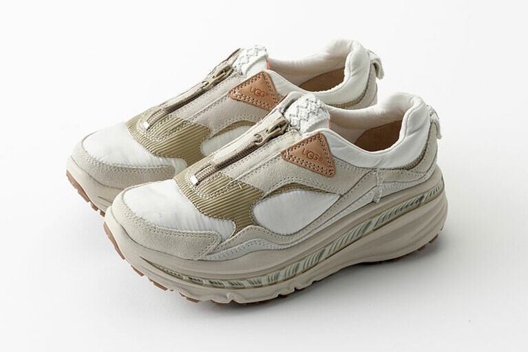 UGG 「805 X MLT」 22,000円。