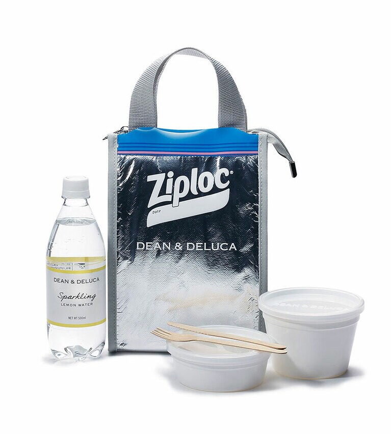 エコバッグとしても使えるように2サイズで展開。