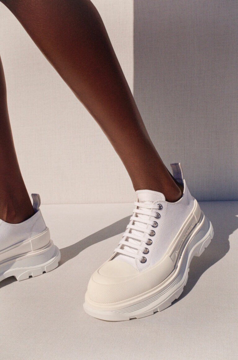 Tread Slick ウィメンズ ローカット White 73,000円。©CHLOE LE DREZEN