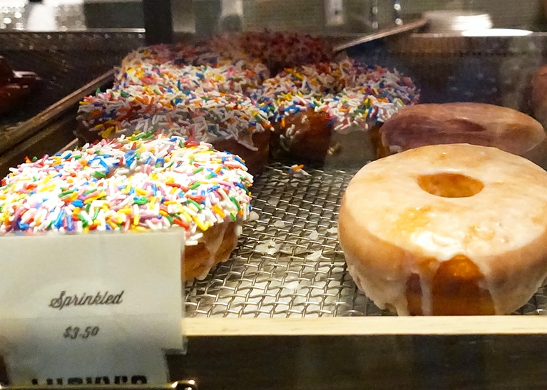 あるライターさんはダース買いして日本へお持ち帰り。