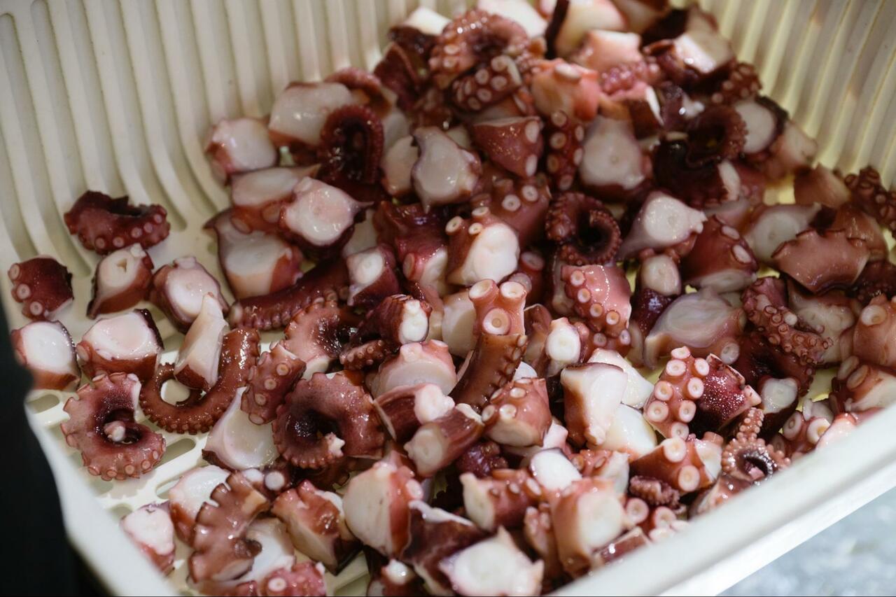 タコのプロフェッショナルが厳選した新鮮なタコを、存分に楽しめるのが魅力。