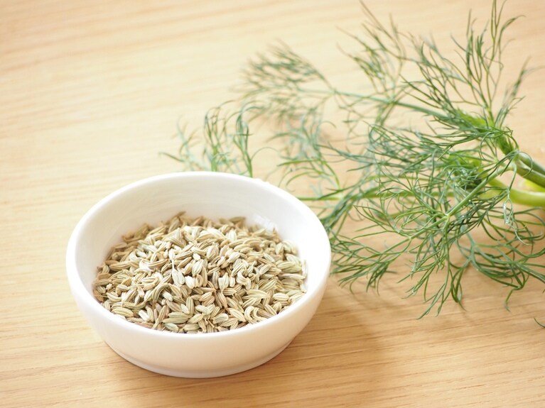 ディル、フェンネルとも呼ばれるハーブ、ウイキョウ。