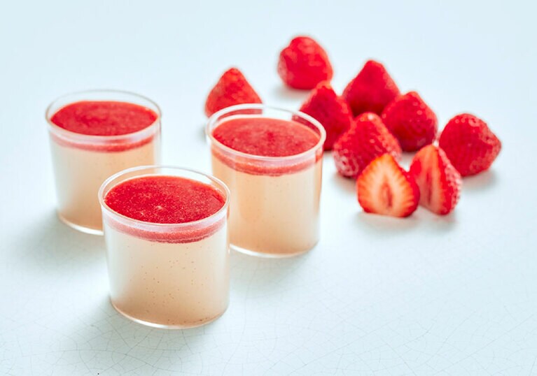 生チョコプリン あまおう 540円。※小町店、長谷店、CHOCOLATE BANK、大船ルミネ店、NEWoMan横浜店、ルミネ新宿店で販売。