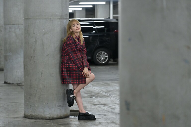 秘訣は「挨拶」と「質問攻め」と「めげない心」。平祐奈の“スーパーコミュ力”3か条とは